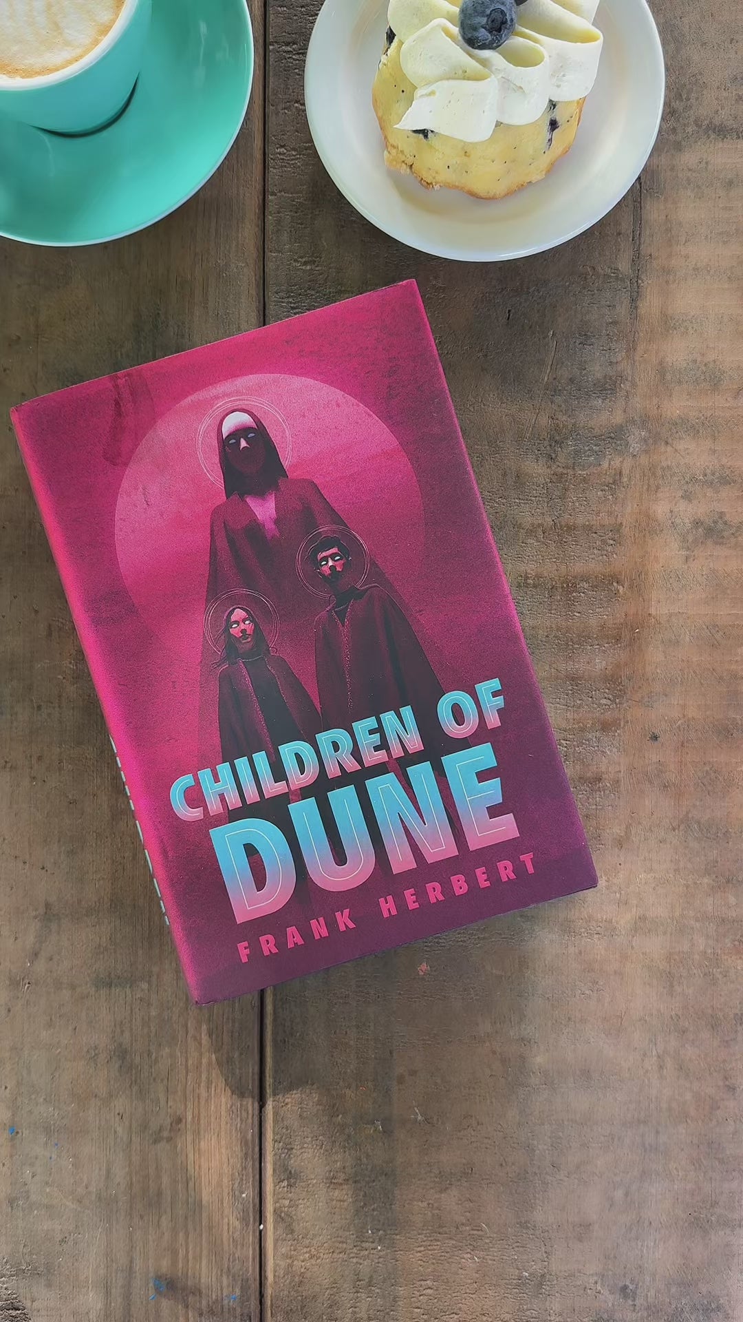 Children of Dune (Illustrated Deluxe Edition) – Frank Herbert